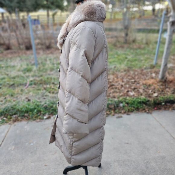 Bill Blass Puffer Down Coat For Women Fur Collar Size 10 - Picture 3 of 12